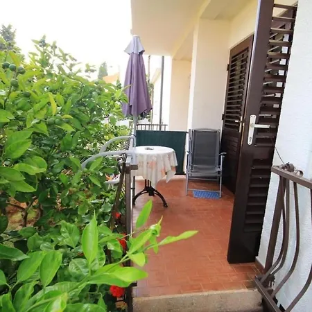 Martina Mit Terrasse By Interhome * Novigrad (Istria)
