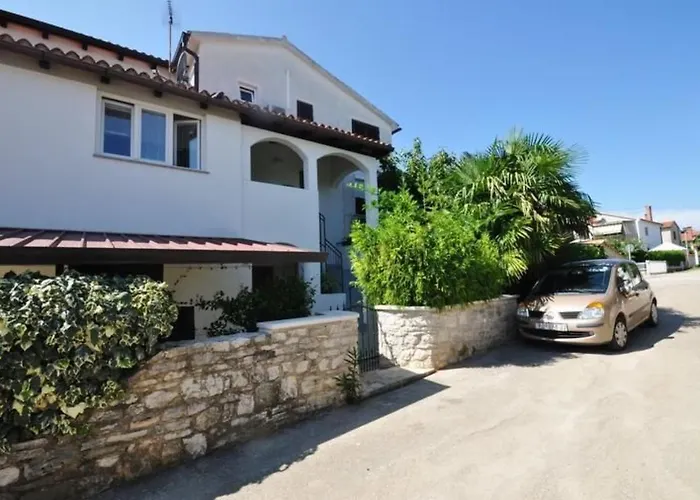 Martina Mit Terrasse By Interhome Novigrad (Istria)